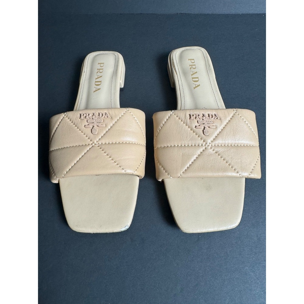 Prada Milano Women's Sandals Size 38 Beige Quilted Leather Logo Slide Italy